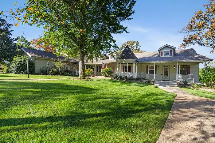 Hope Restored Branson Missouri Front Driveway